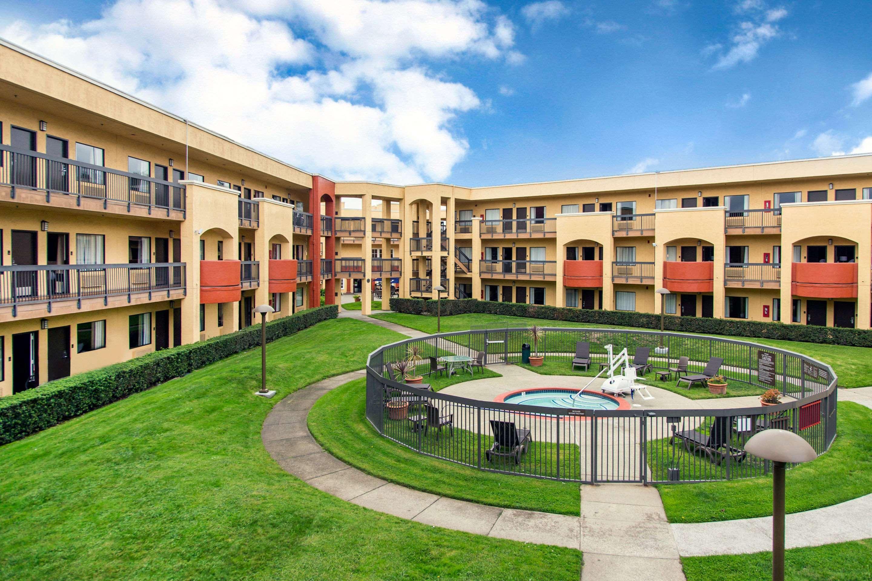 Comfort Inn & Suites San Francisco Airport North South San Francisco Exterior foto